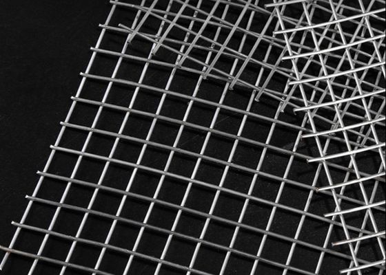 Ячеистая сеть дюйма 1/2 сваренная нержавеющей сталью обшивает панелями ODM OEM 4x4