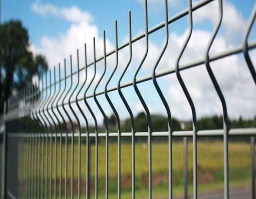 3D порошковое покрытие металлической сетки забора с квадратными круглыми столбами