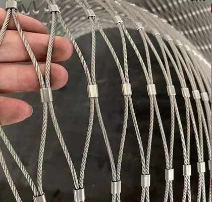 Специализированная серебряная сетка из нержавеющей стали, подлежащая переработке, бесплатное обслуживание для архитектурной защиты