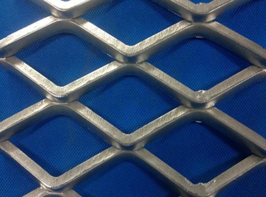 Galvanized Powder Coating Expanded Metal Mesh for Outdoor Safety Fence