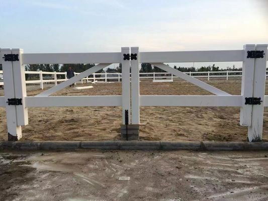 Устойчивый белый черный цвет ПВХ Железнодорожный ограждение Ранчо Падок Конный ограждение