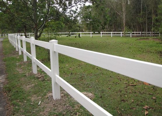 Устойчивый белый 3 рельсов дизайн ПВХ ограждение Пластиковый винил Ranch Paddock Horse Fence