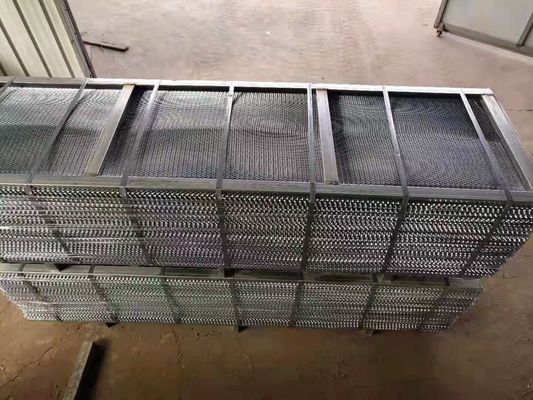 ASTM A653 Стуковая проволочная сетка 27 * 96 дюймов самообнаженный расширенный металлический лат