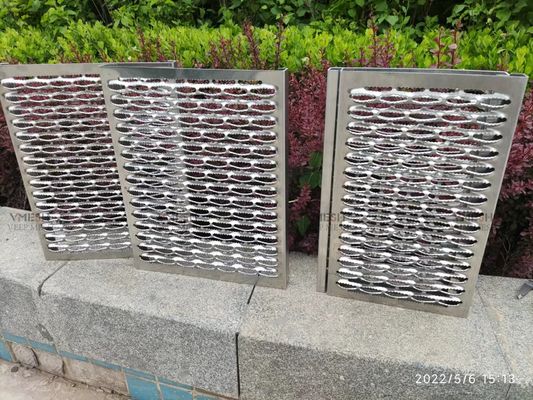 Сжатие решетки пола отверстия диаманта распарывает металл 3003 скрежетать алюминиевый