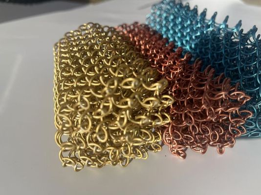 Современный дизайн занавеса из звеньев цепи из нержавеющей стали 304 с размером ячейки 6 мм для архитектурной металлической сетки