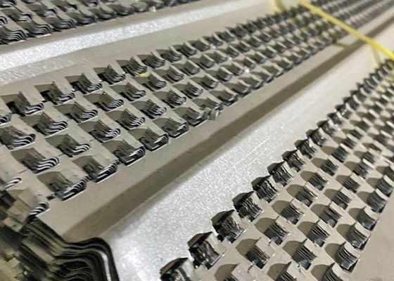 Горячая оцинкованная сетка из стаканного проволоки 450x2500 мм для бетонного строительства